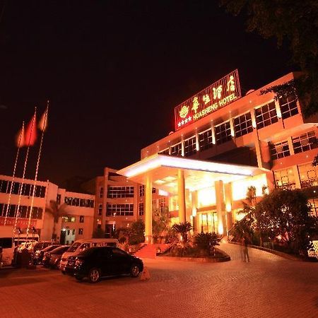 Emeishan Huasheng Hotel Exterior photo